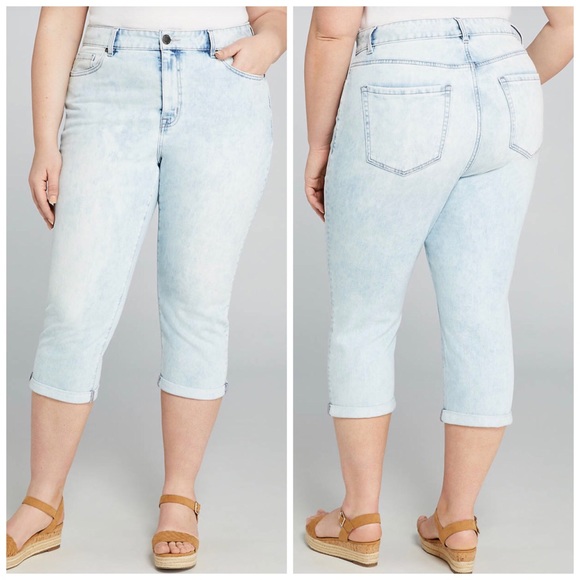 Lane Bryant High-Rise Acid Wash Pedal Jeans NWT - Picture 1 of 16